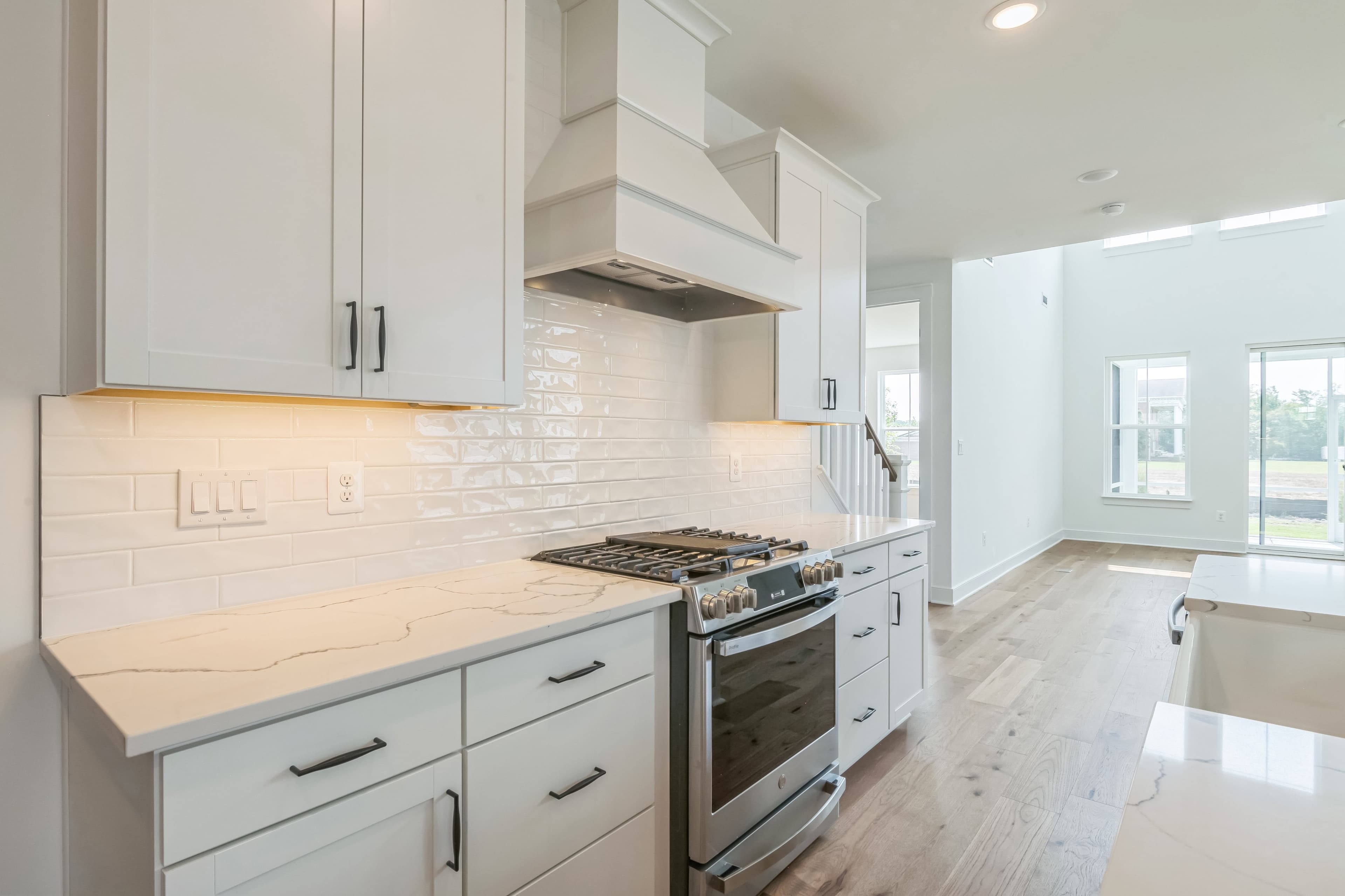 Kitchen with white subway tile backsplash