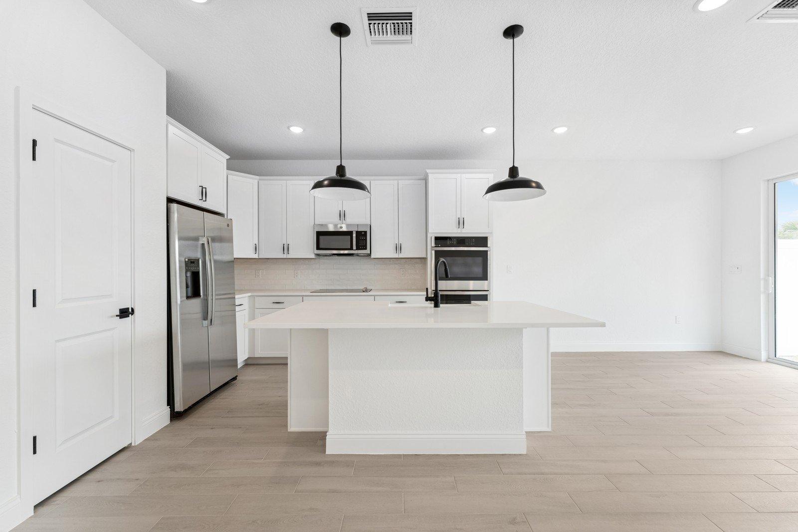Kitchen with central island