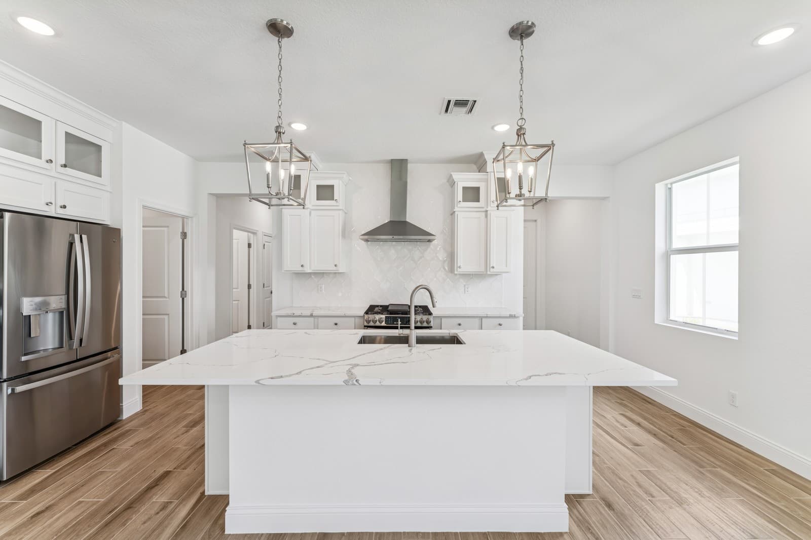 Kitchen with pendant lights