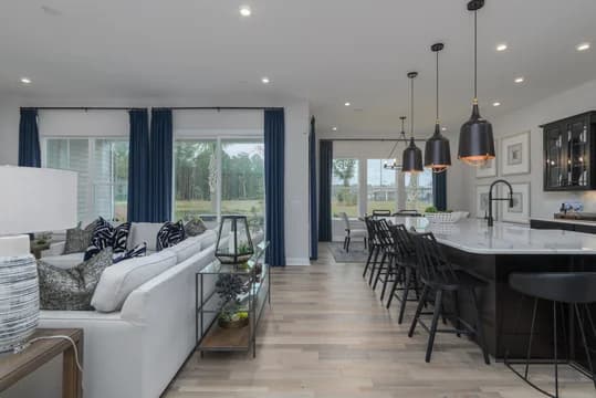 108929 Four Seasons at Carolina Oaks Porto Kitchen