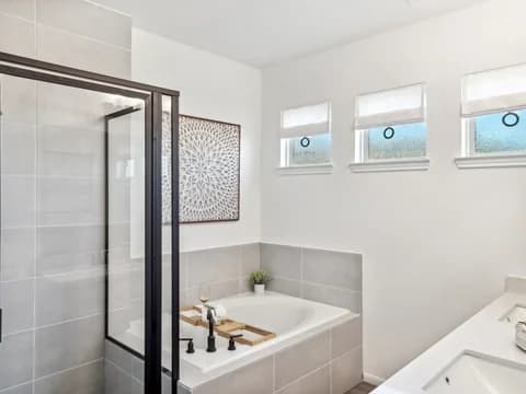 Stonebrooke Rochester Owners Luxury Bath