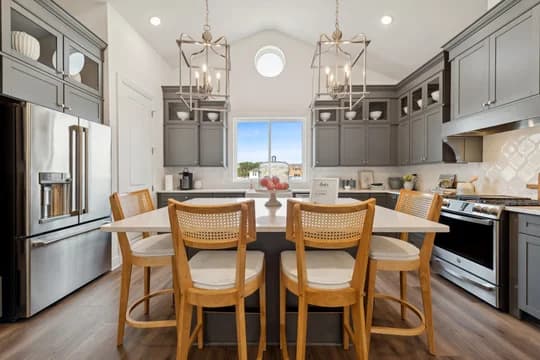 Four Seasons at Scenic Harbor Taylor Kitchen Classic Palette 2 Level