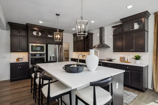 Central Ohio Collection Barcelona Kitchen Classic Palette 6 Level