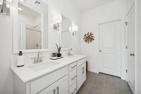 Laveen Springs Clyde Primary Bath Loft Palette 2 Aspire