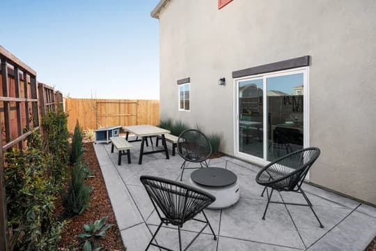 Silverbrook at The Ranch Lamar Patio Loft Ascend
