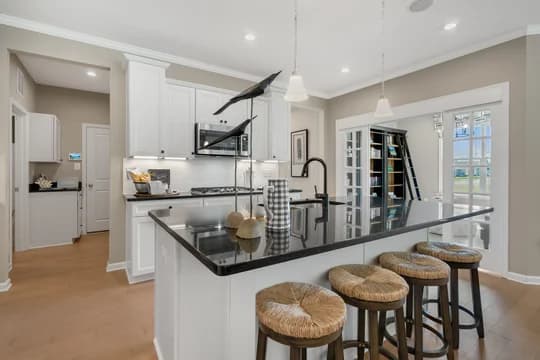 80950 The Villages at Red Mill Pond Eastwood Kitchen