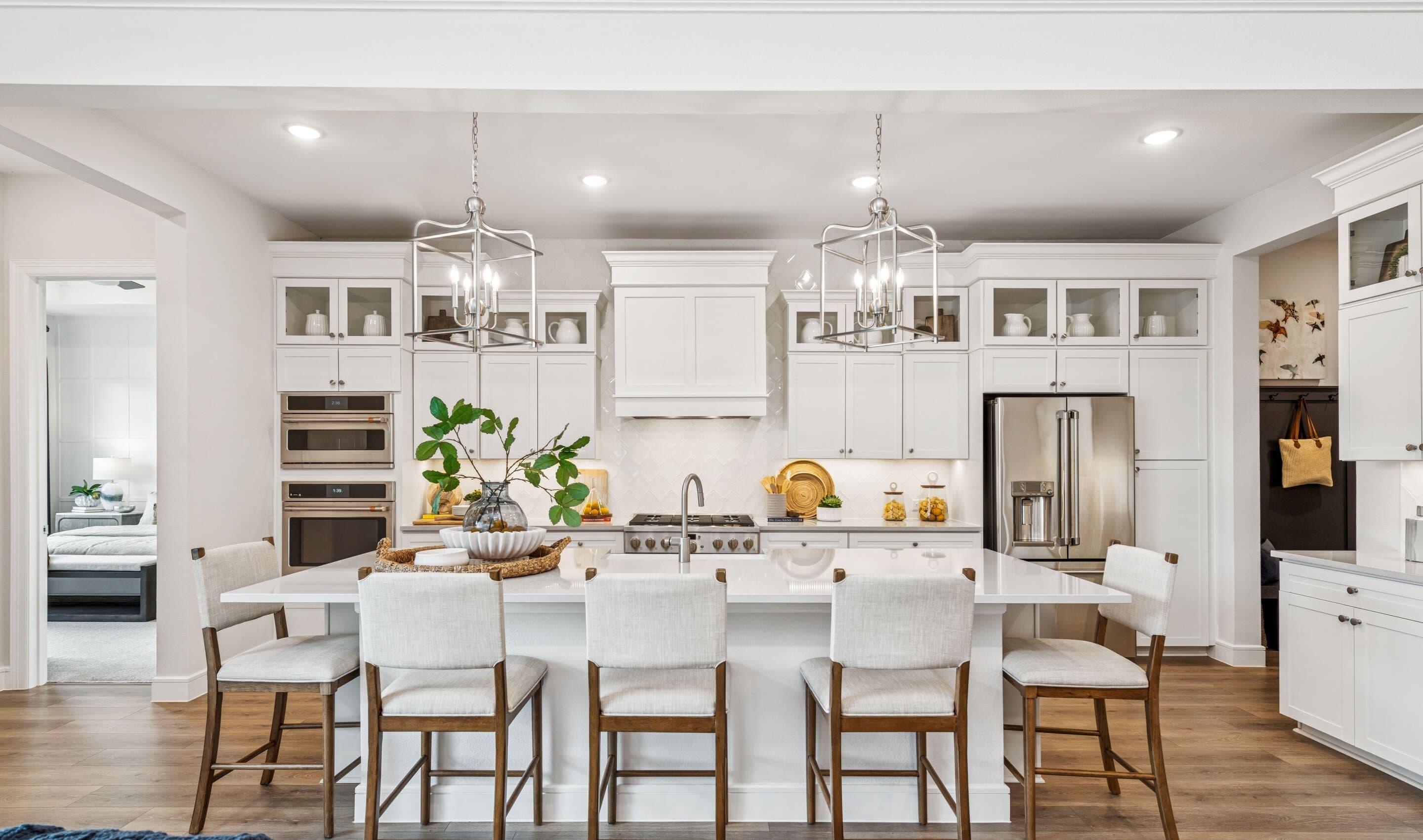 Kitchen with vast island & pendant lights
